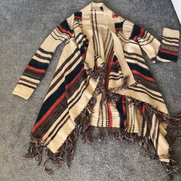 Sweater - Picture 1 of 2